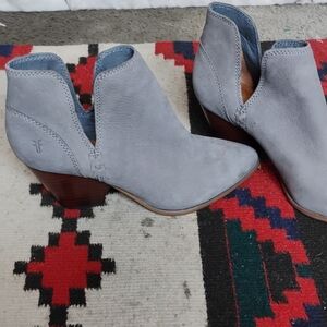 Frye Gray Ankle Boots Sleek Suede V-Cut